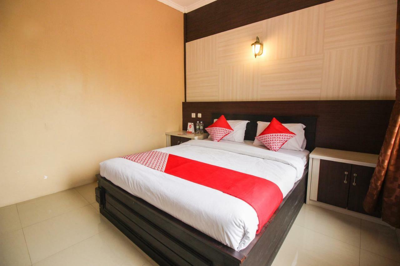 Oyo 820 Abad Baru Hotel Pangandaran Exterior photo