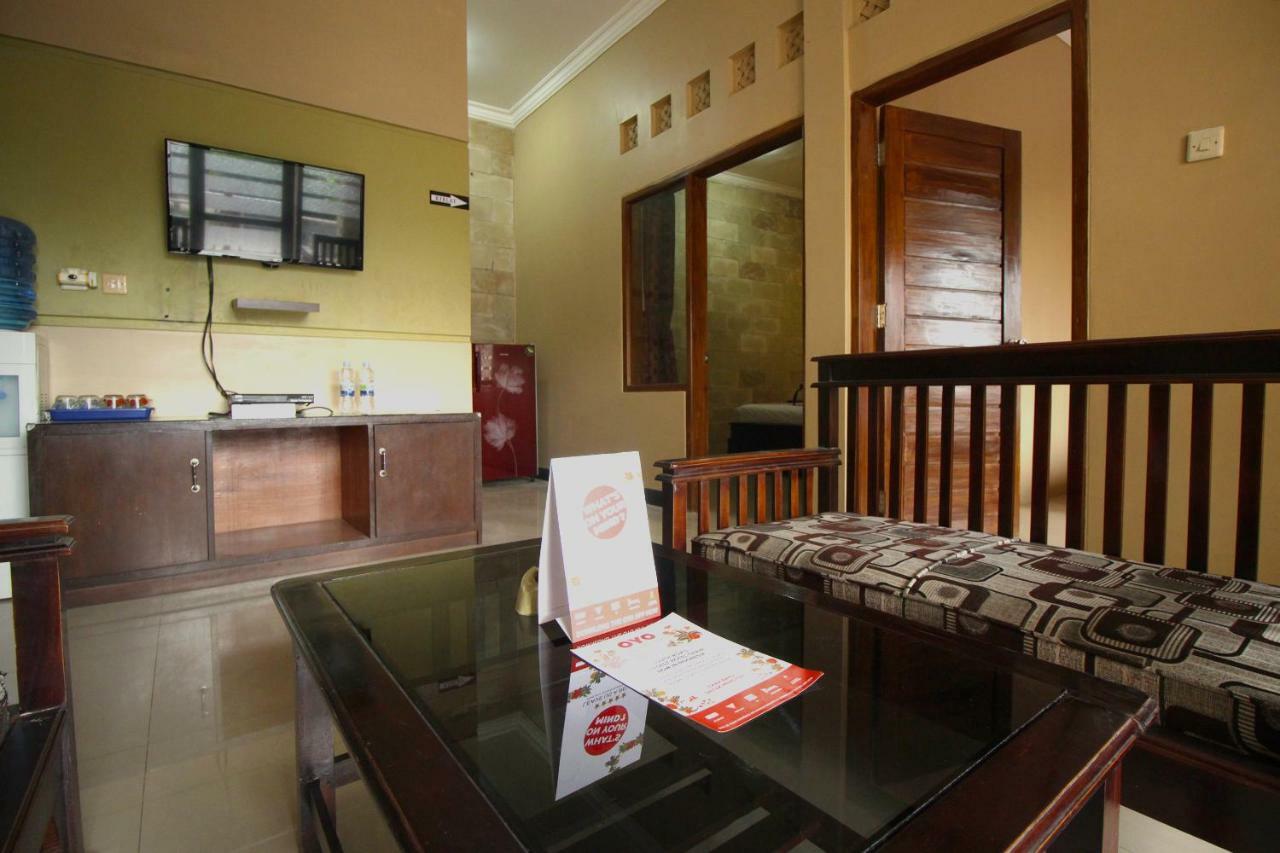 Oyo 820 Abad Baru Hotel Pangandaran Exterior photo